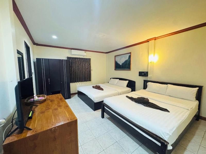 Golden Bee Phi Phi — photo 3