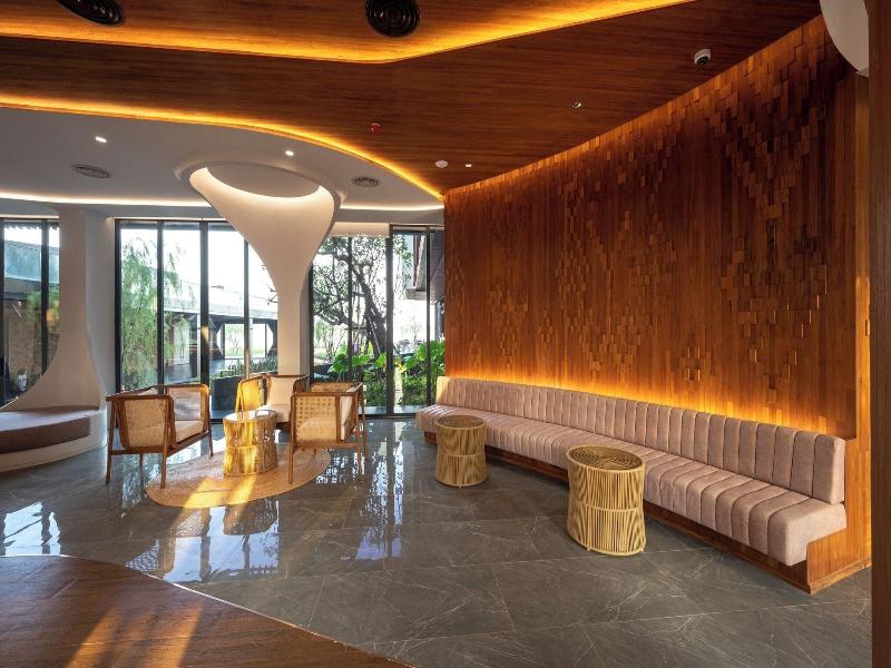 Vela Dhi Nakhon Phanom