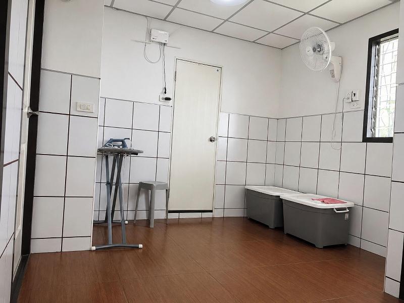 Homies Ratchada Hotel image