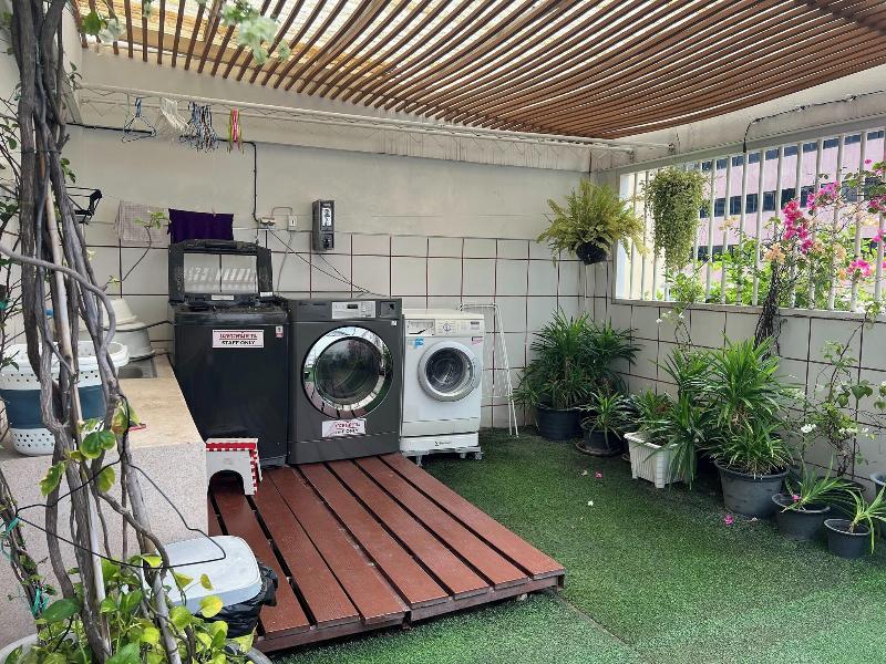 Homies Ratchada Hotel image