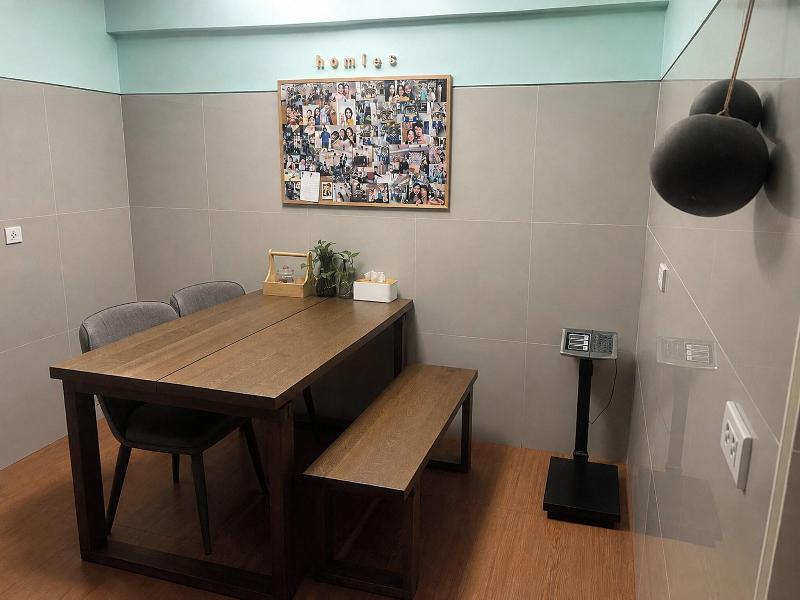 Homies Ratchada Hotel image