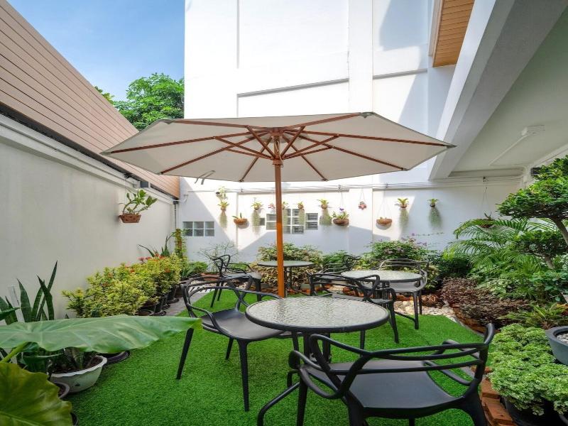 Zen Master Hotel image