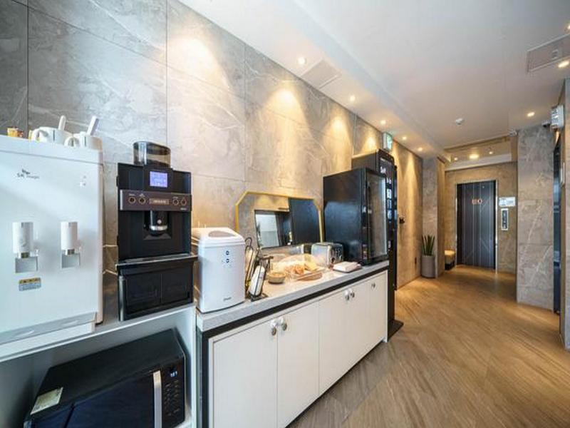 Jeonju Seosin Dong Hotel Azit