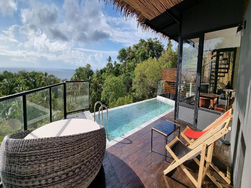 Sis And Sea Villa — exterior view