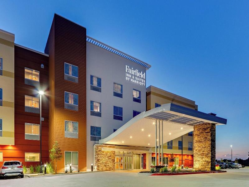 Fairfield Inn Suites By Marriott Dallas Love Field image