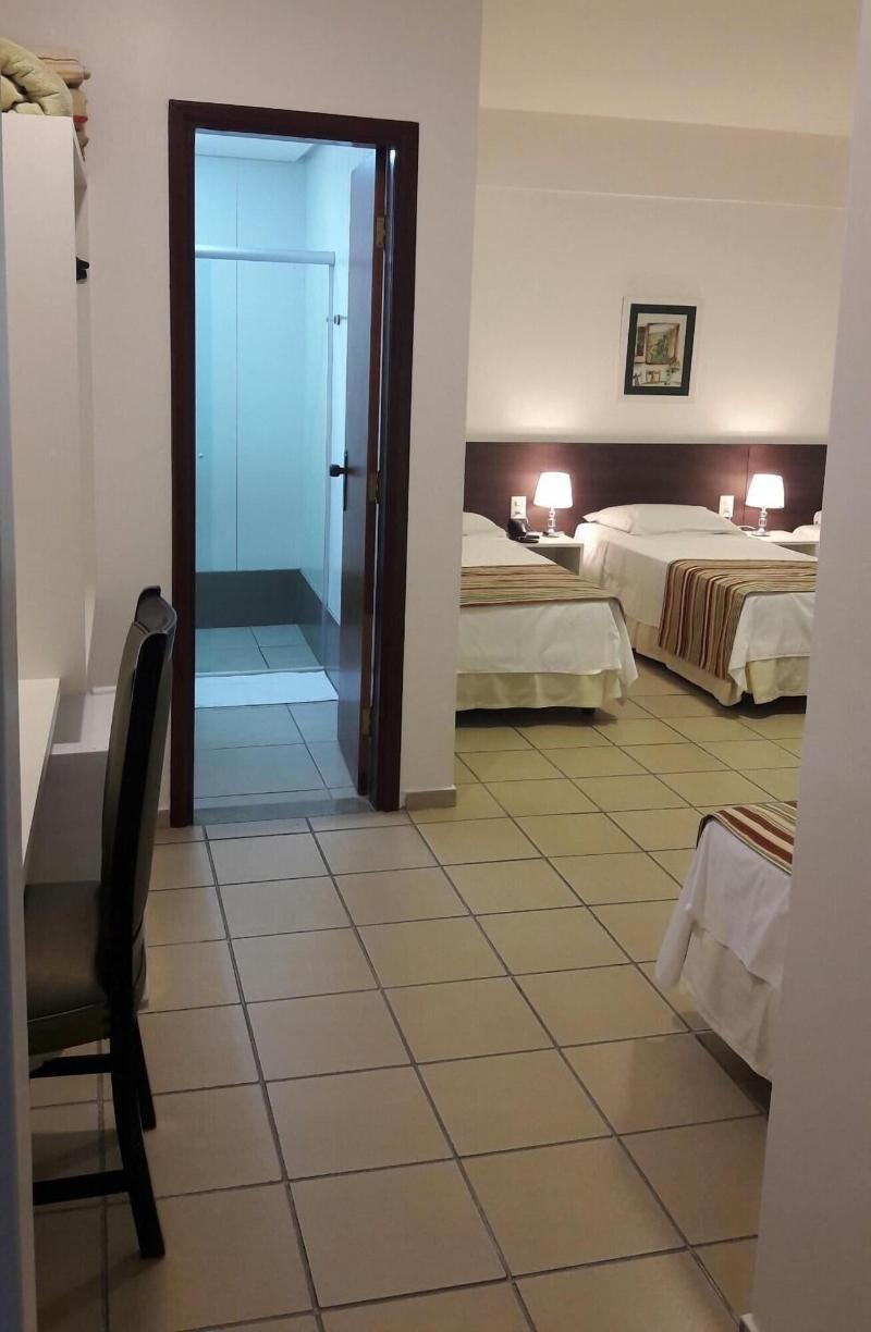 Hz Hotel Patos De Minas image