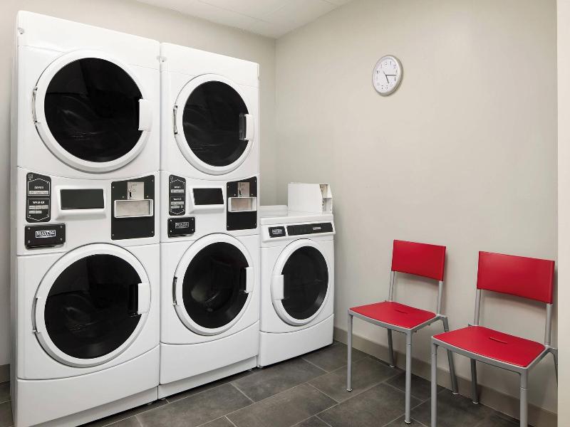 Towneplace Suites By Marriott Plant City image