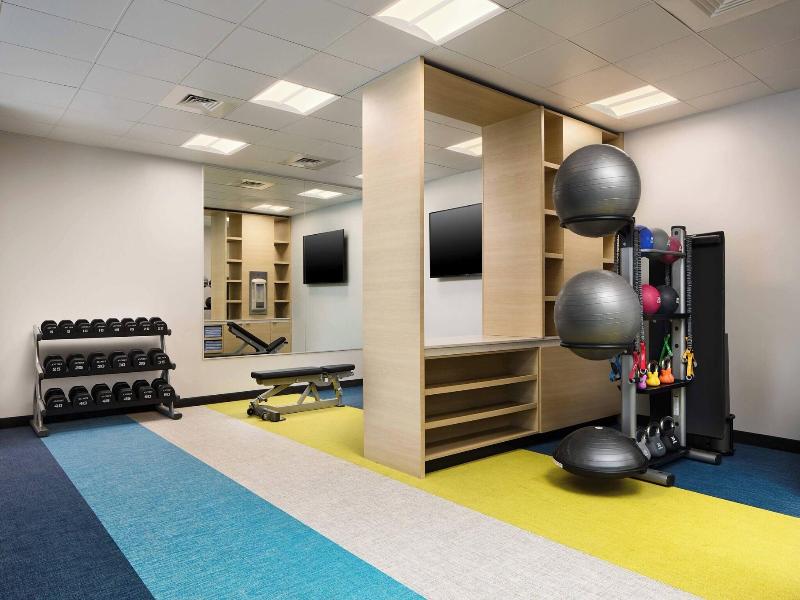 Towneplace Suites By Marriott Plant City image