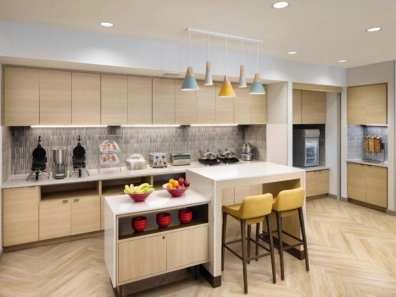 Towneplace Suites By Marriott Plant City image