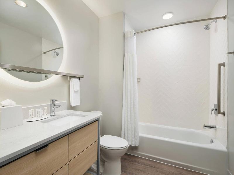 Towneplace Suites By Marriott Plant City image