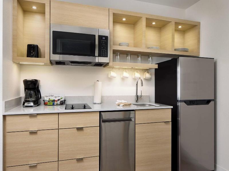 Towneplace Suites By Marriott Plant City image