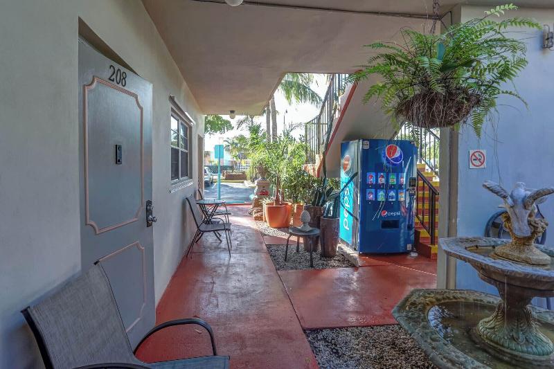 Richard S Motel Studio image