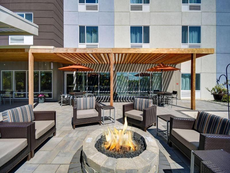 Towneplace Suites By Marriott Grand Rapids Wyoming