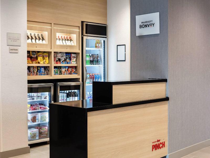 Towneplace Suites By Marriott Milwaukee West Bend image