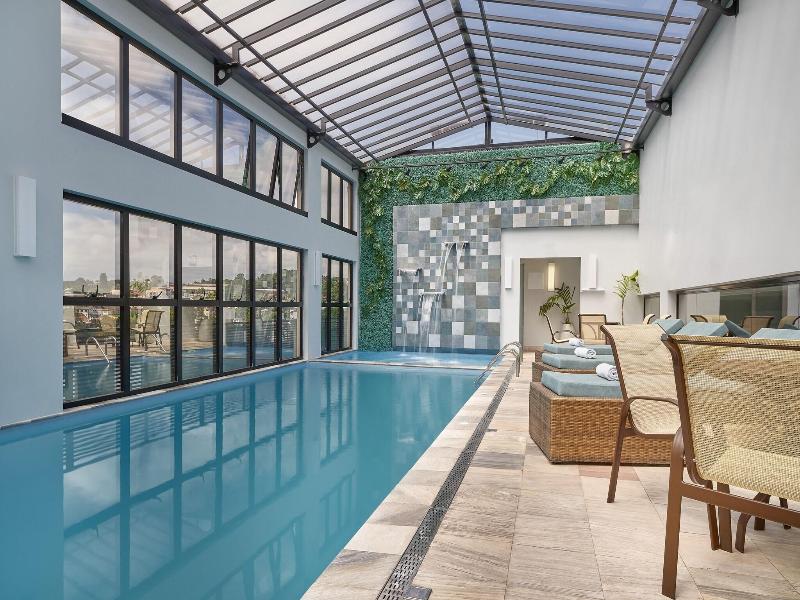 Lefel Hotel