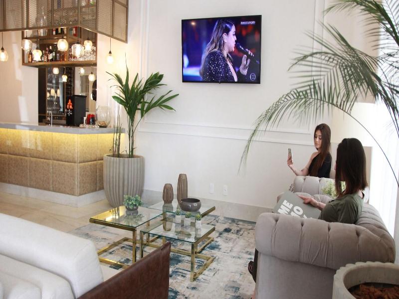 Lefel Hotel
