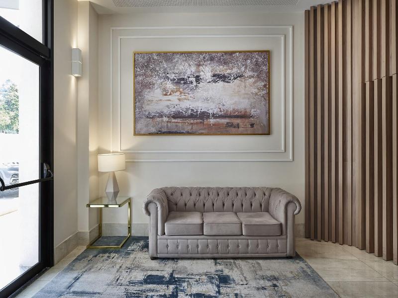 Lefel Hotel