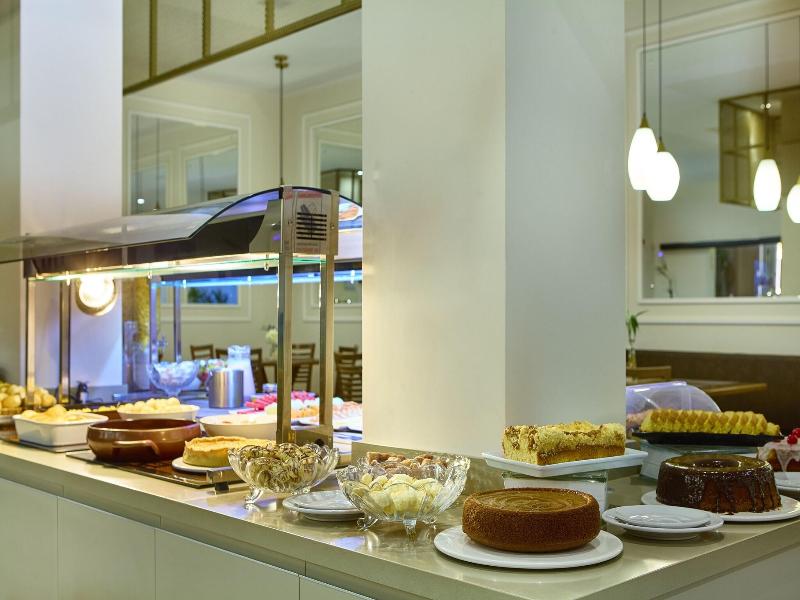 Lefel Hotel