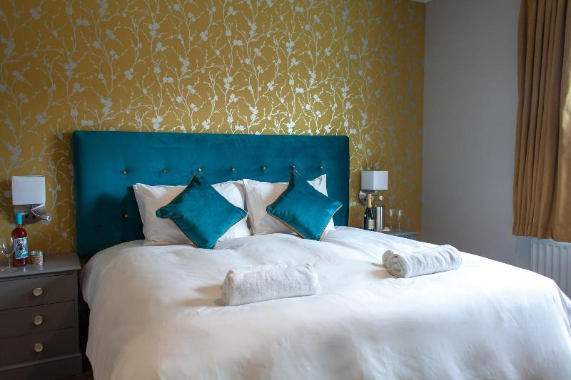 Coach House Inn image