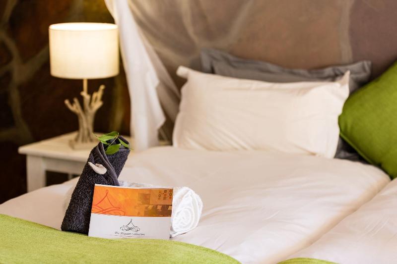 Elegant Desert Lodge image