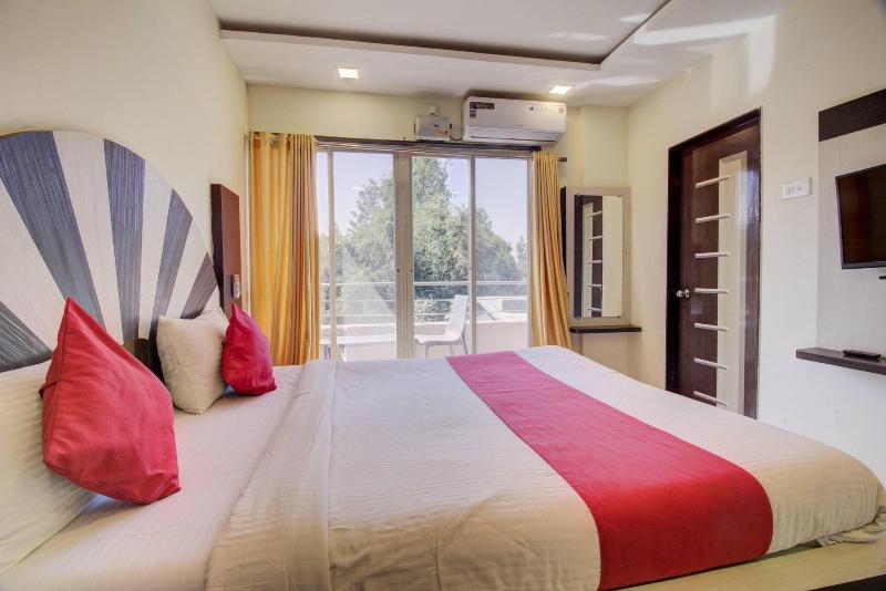 Hotel Royal Hills image