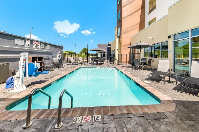Fairfield Inn Suites By Marriott Knoxville Clinton image