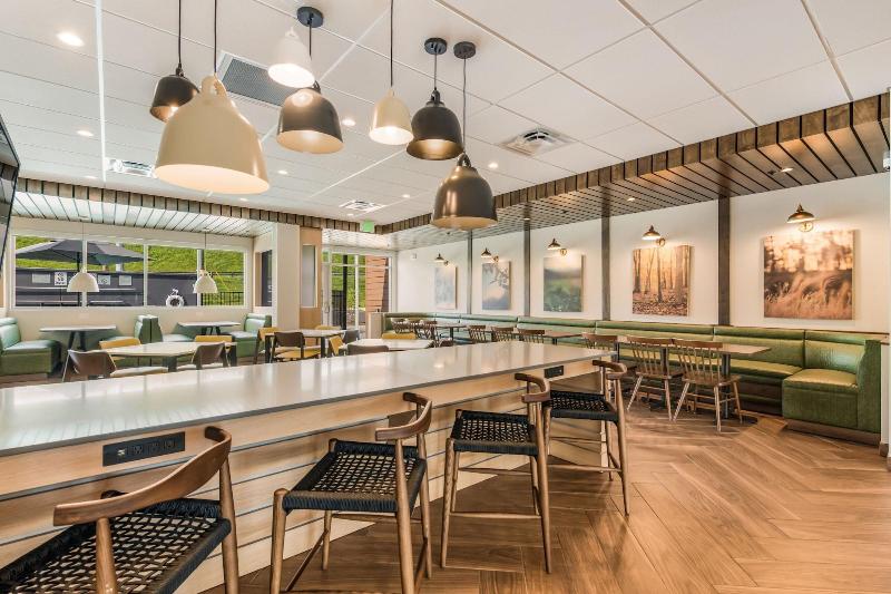 Fairfield Inn Suites By Marriott Knoxville Clinton image