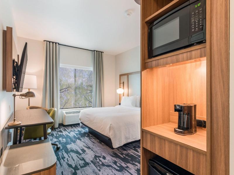 Fairfield Inn Suites By Marriott Knoxville Clinton image