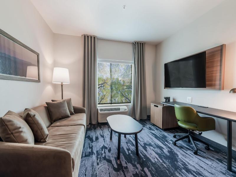 Fairfield Inn Suites By Marriott Knoxville Clinton image