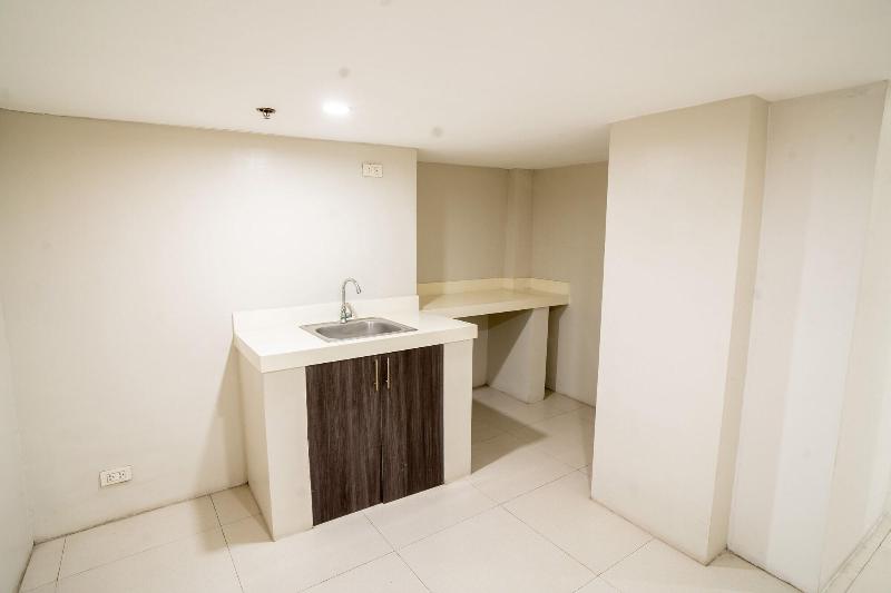 Gilmore Tower Suites By Sms Hospitality image
