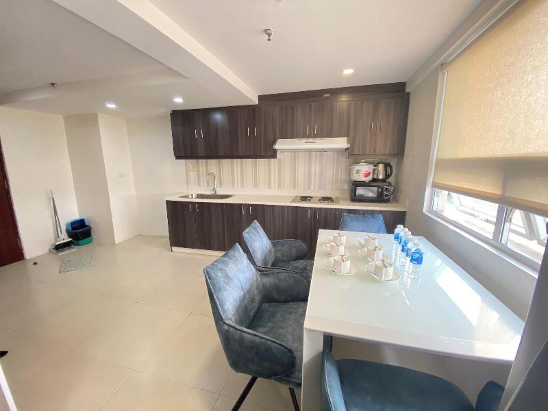Gilmore Tower Suites By Sms Hospitality image
