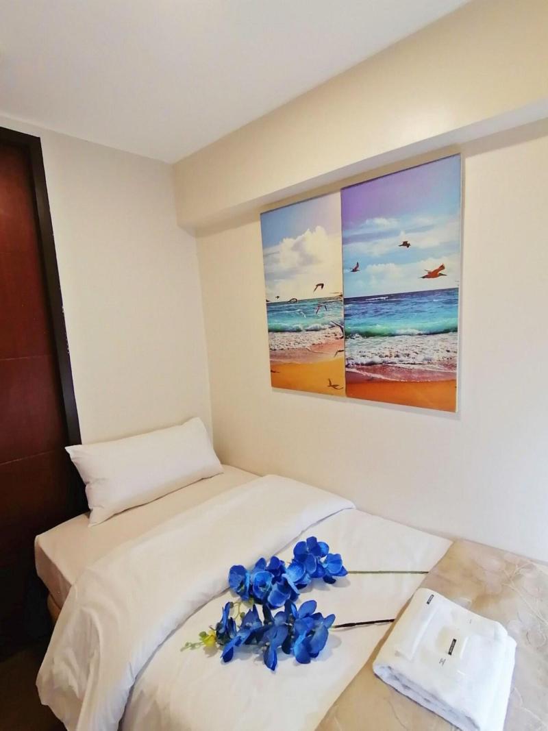 Gilmore Tower Suites By Sms Hospitality image