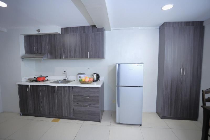 Gilmore Tower Suites By Sms Hospitality image