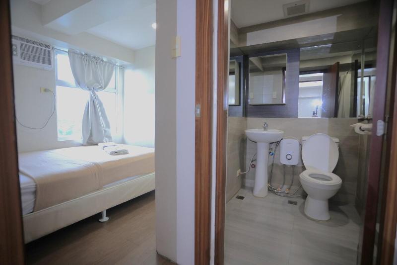 Gilmore Tower Suites By Sms Hospitality image
