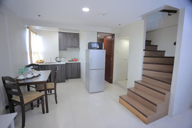 Gilmore Tower Suites By Sms Hospitality image