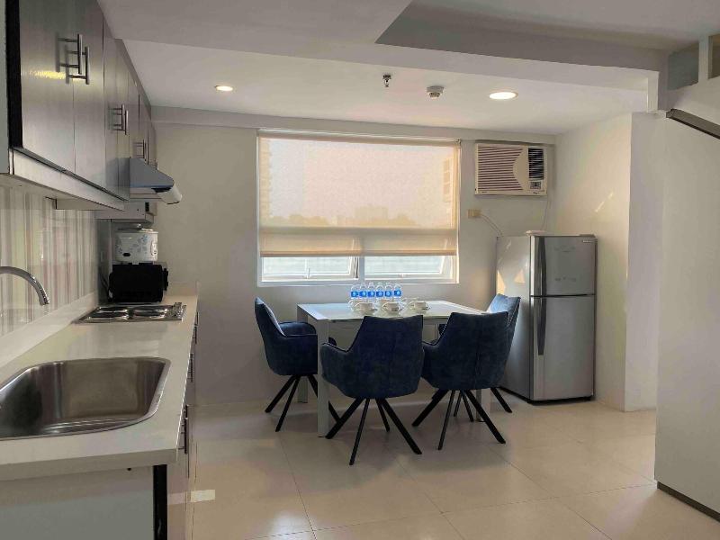 Gilmore Tower Suites By Sms Hospitality image
