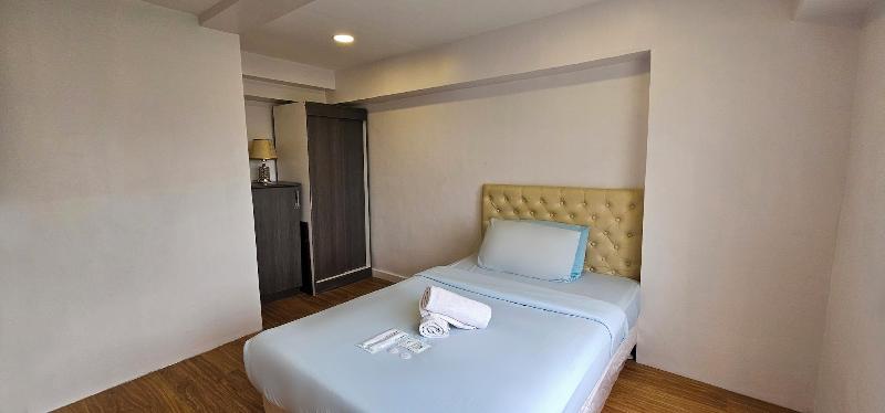 Gilmore Tower Suites By Sms Hospitality image