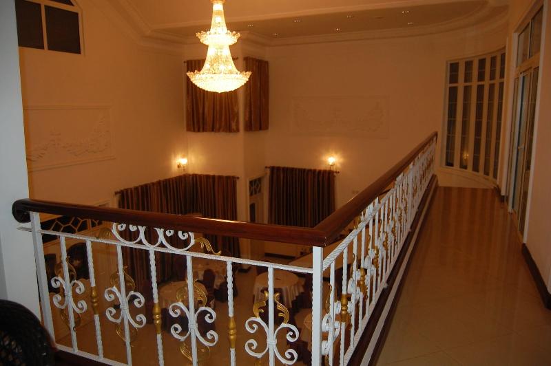Kingsbridge Royale Hotel image