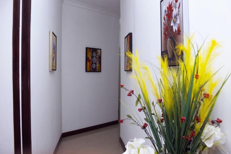 Kingsbridge Royale Hotel image