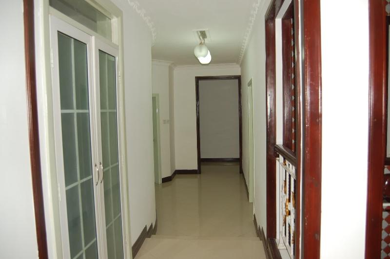 Kingsbridge Royale Hotel image