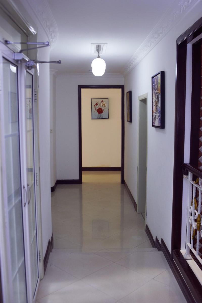 Kingsbridge Royale Hotel image