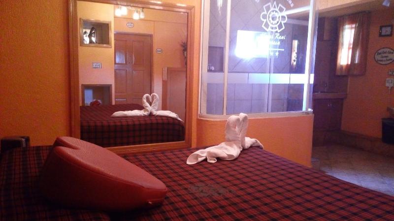 Hotel Real Azteca image
