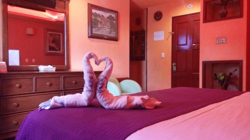 Hotel Real Azteca image