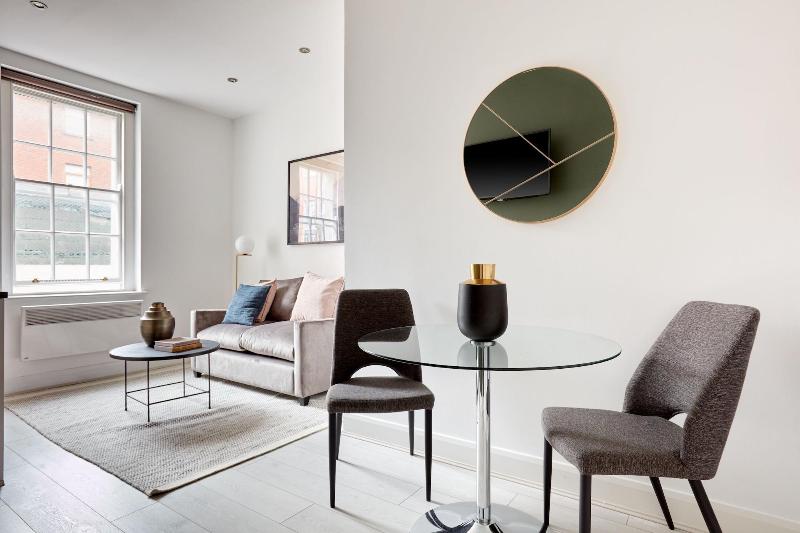 Sonder Mountjoy Square image