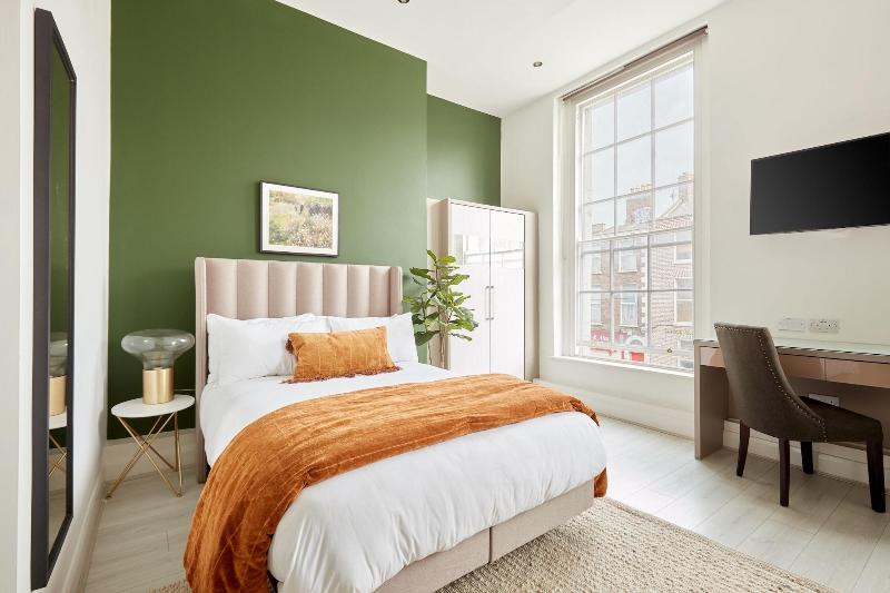 Sonder Mountjoy Square image