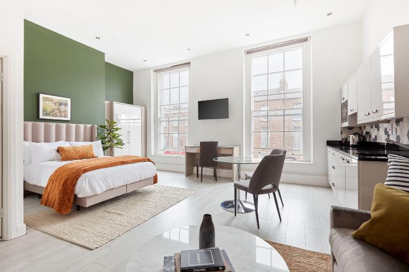 Sonder Mountjoy Square image