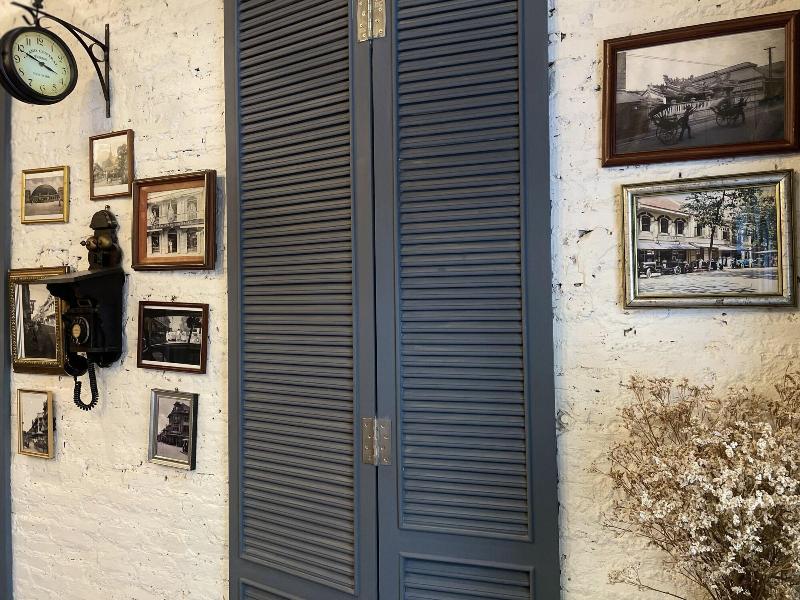 Central Old Town Cottage image