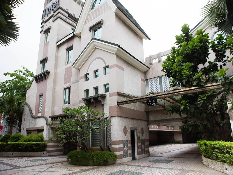 Royal Group Motel Chien Kuo Branch image