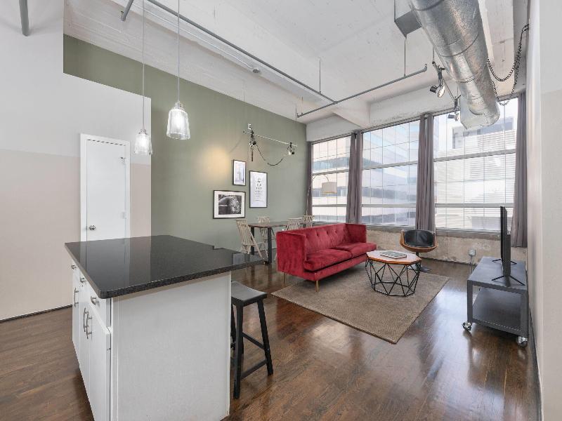 Reside Houston Downtown A Wyndham Residence image