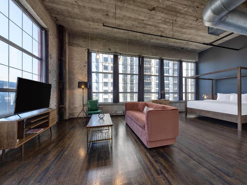 Reside Houston Downtown A Wyndham Residence image